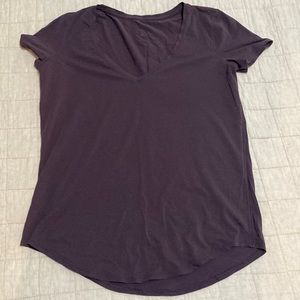 Lululemon v-neck t shirt
